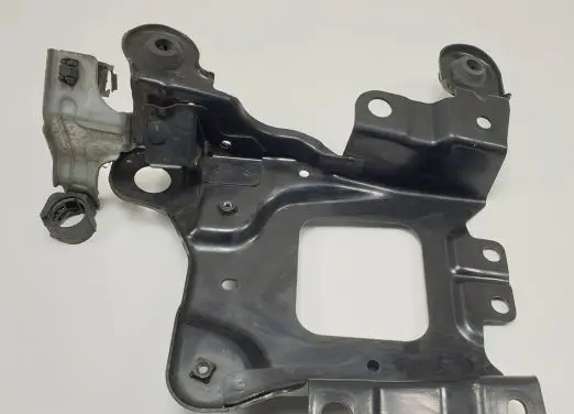 Mazda 5 ABS pump bracket 