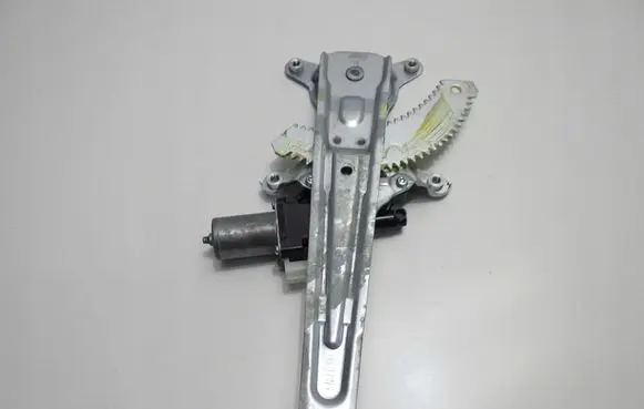 Suzuki SX4 S-Cross Rear door window regulator with motor 8353061M00