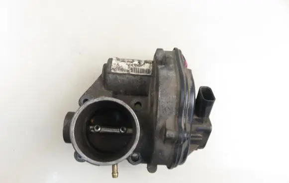 Ford Focus Throttle body valve VP2S6U9E927F VP4F9U9E928BA