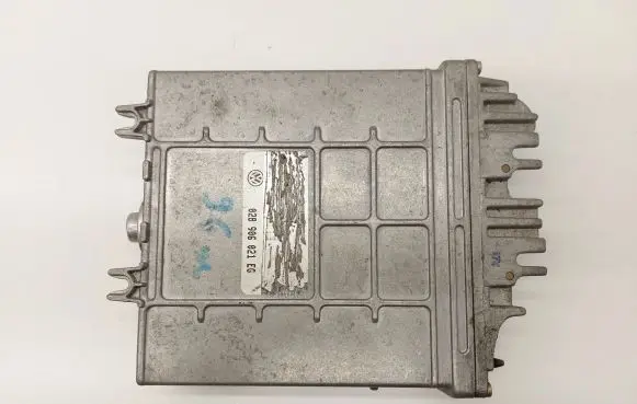 Volkswagen PASSAT B5 Engine control unit/module 028906021EG