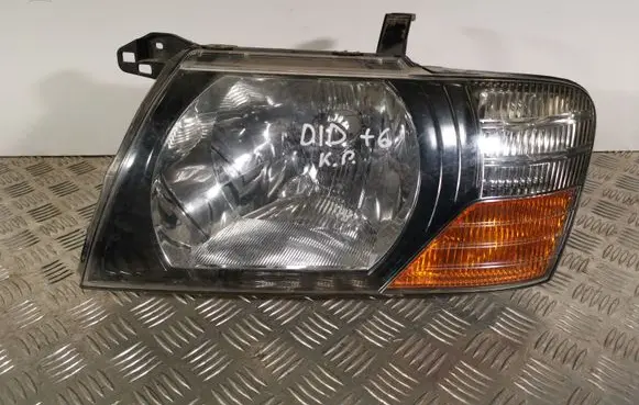 Mitsubishi Pajero Headlight/headlamp