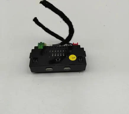 Skoda Scala USB socket connector 657035736