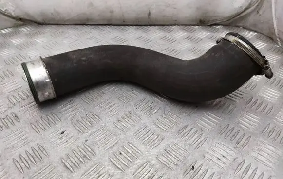 Mercedes-Benz C W204 Intercooler hose/pipe A2045281882