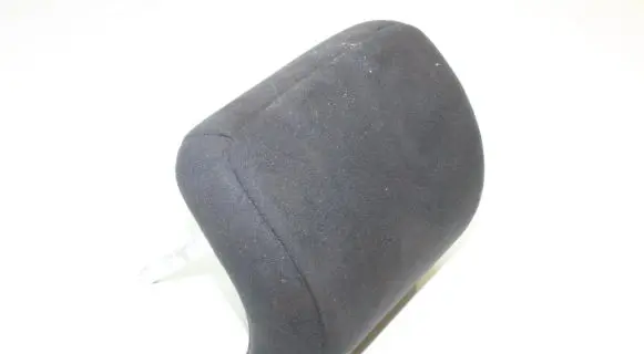 Nissan Juke I F15 Rear seat headrest 