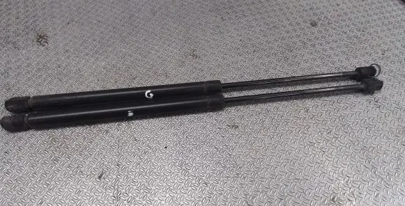 Mini One - Cooper R50 - 53 Tailgate/trunk strut/damper