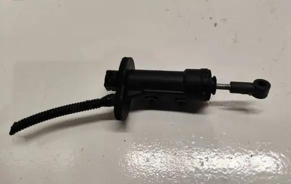Audi A6 S6 C6 4F Clutch master cylinder 4F0721401A