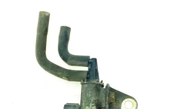 Subaru Outback Valve vacuum K5T48479