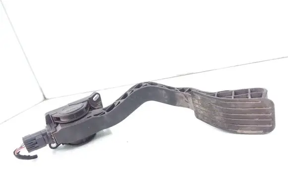 Peugeot 307 Accelerator throttle pedal 9646702180 0280752251