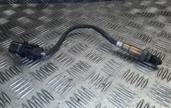 BMW 1 F20 F21 Lambda probe sensor 779160003 0281004018