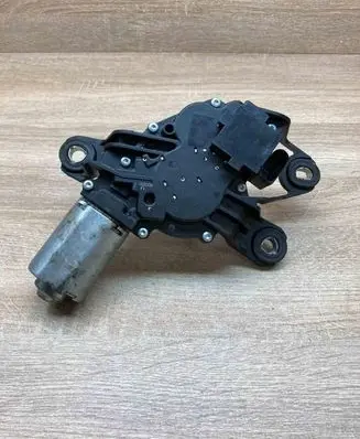 Volkswagen Golf IV Rear window wiper motor 5K6955711B 0390201207