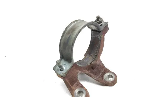 Volvo V40 Driveshaft support bearing bracket V5906N6