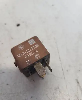 BMW 5 E34 Other relay 12632242705