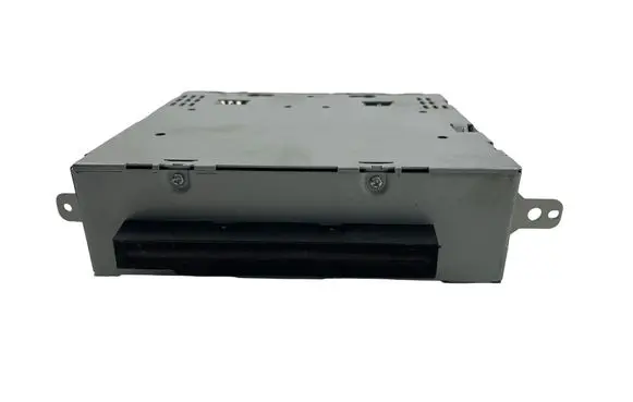 Volvo XC90 Radio/CD/DVD/GPS head unit P30732582