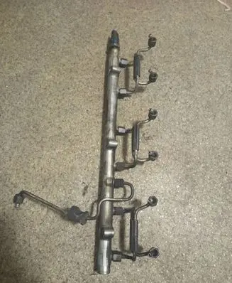 BMW 3 E46 Fuel main line pipe 0445216002