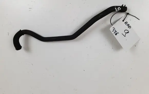 Toyota Avensis T270 Engine coolant pipe/hose