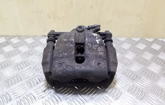 Skoda Fabia Mk2 (5J) Front brake caliper
