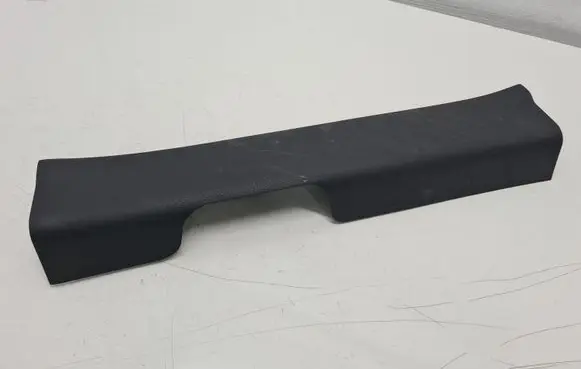 Hyundai Santa Fe Front sill trim cover 858722W000