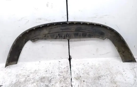 Front bumper lip
