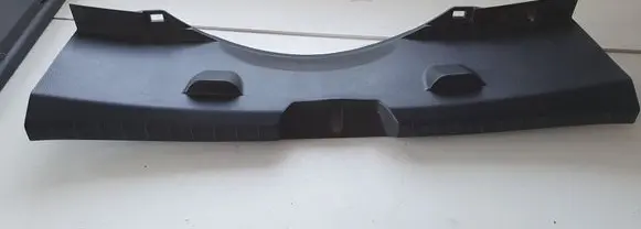 Toyota Yaris Tailgate/boot lid lock trim 