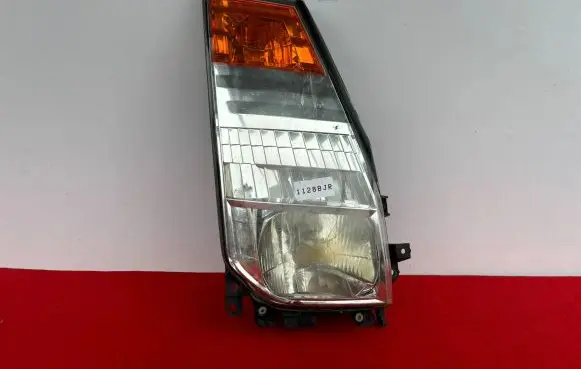 Nissan Cab Star Headlight/headlamp 89314241