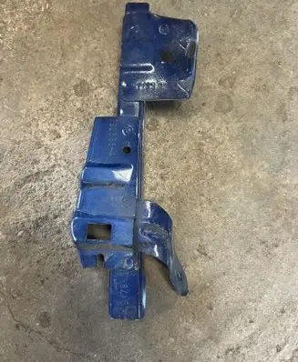 Dacia Logan I Rear door windshield rail 