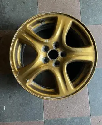 Subaru Legacy R16 alloy rim 