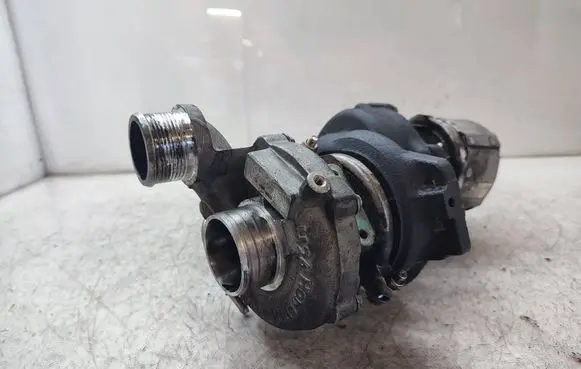 Land Rover Range Rover Sport L494 Turbo AH2Q6K682AH 77840110