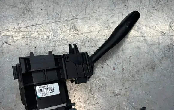 Audi A4 S4 B7 8E 8H Indicator stalk 4E0953513E 16040719 CZK0301104601