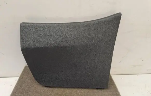 Volkswagen Golf VII Tailgate trim 5G9867656