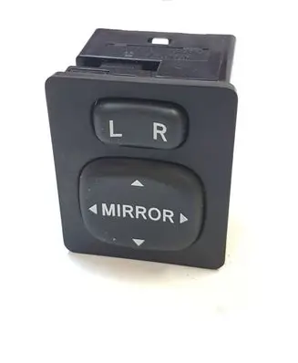 Toyota Yaris Wing mirror switch 769746