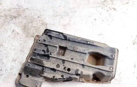 Toyota Corolla Verso AR10 Engine splash shield/under tray 583980F010
