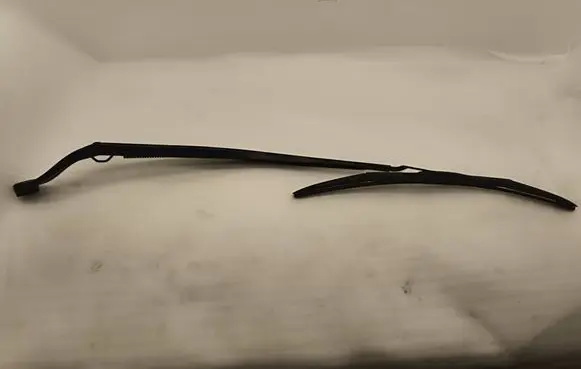 Chrysler Pacifica Windshield/front glass wiper blade 2586T1