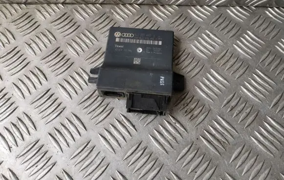 Audi A6 S6 C6 4F Gateway control module 4L0907468B 4L0910468A