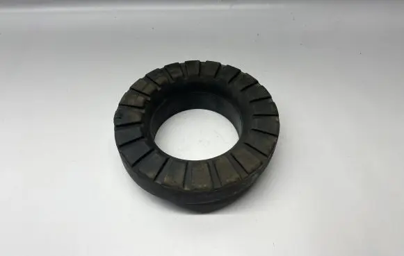 Ford Mustang VI Rear coil spring rubber mount DG9C5599AXC