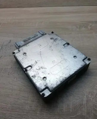 Ford Mondeo MK I Engine control unit/module ECU 95BB12A650YB VANE