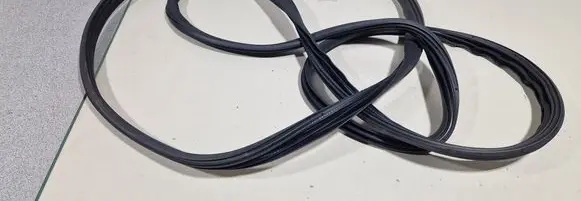 Ford B-MAX Front door rubber seal 