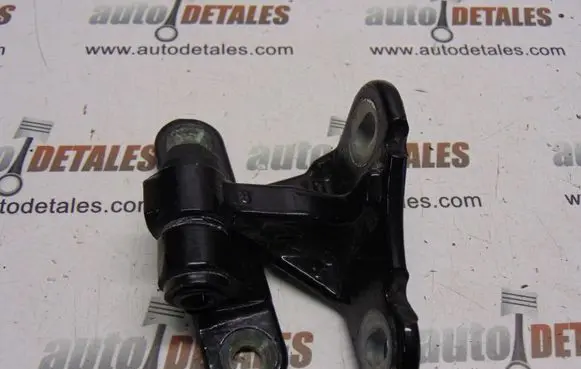 Mercedes-Benz GL X164 Rear door lower hinge