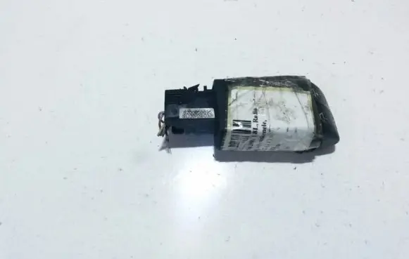 Multifunctional control switch/knob