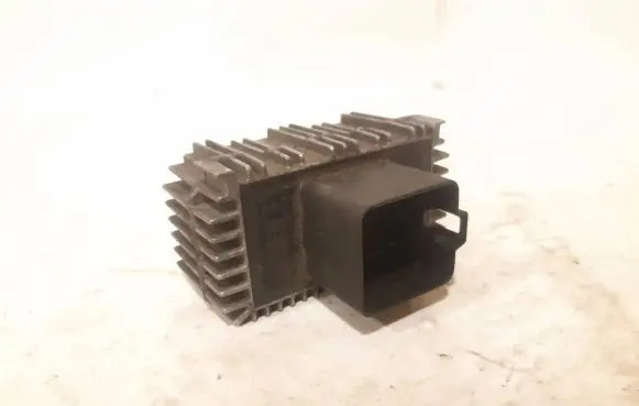 Opel Zafira A Glow plug pre-heat relay 09132691 51299008