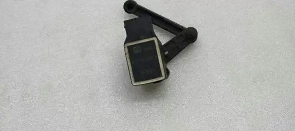 BMW 6 E63 E64 Headlight/headlamp level sensor 6776605