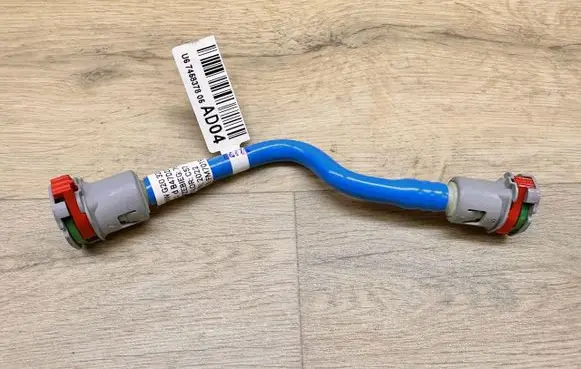 BMW 3 G20 G21 Fuel line pipe 7458378