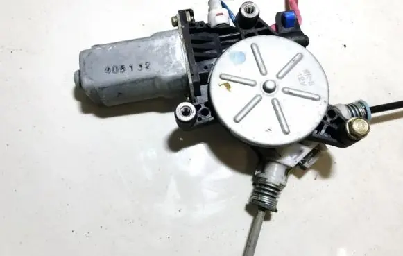 Honda CR-V Rear door window regulator motor