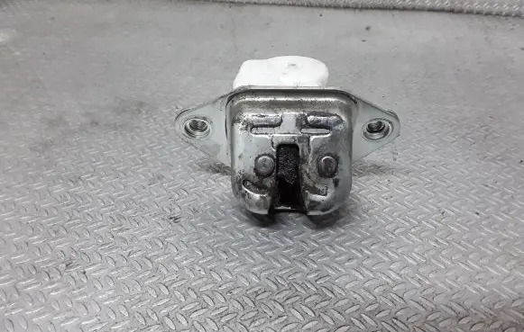 Subaru Forester SH Tailgate/trunk/boot lock/catch/latch