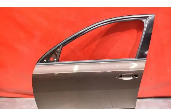 Skoda Octavia Mk3 (5E) Front door