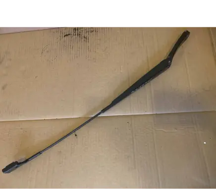 Volkswagen PASSAT B6 Front wiper blade arm 3C1955410B