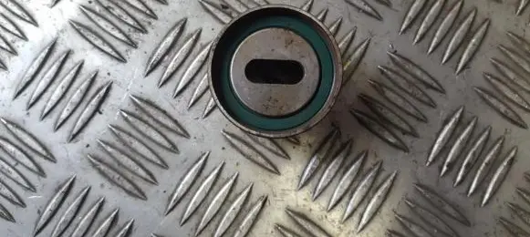 KIA Rio Generator/alternator belt tensioner