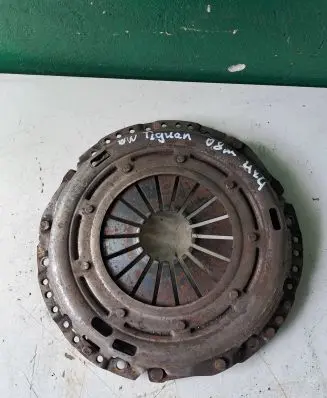 Volkswagen Tiguan Pressure plate 03G141525 FUSDF