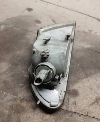 Hyundai Sonata Front indicator light L92301340