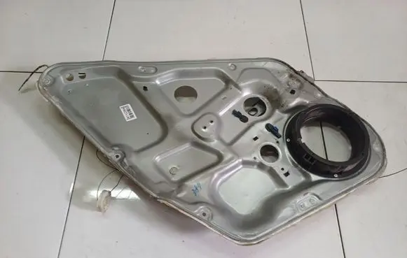 Hyundai Sonata Sliding door window regulator with motor