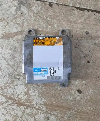 Toyota Avensis Verso Airbag control unit/module 8917044050 2310002460